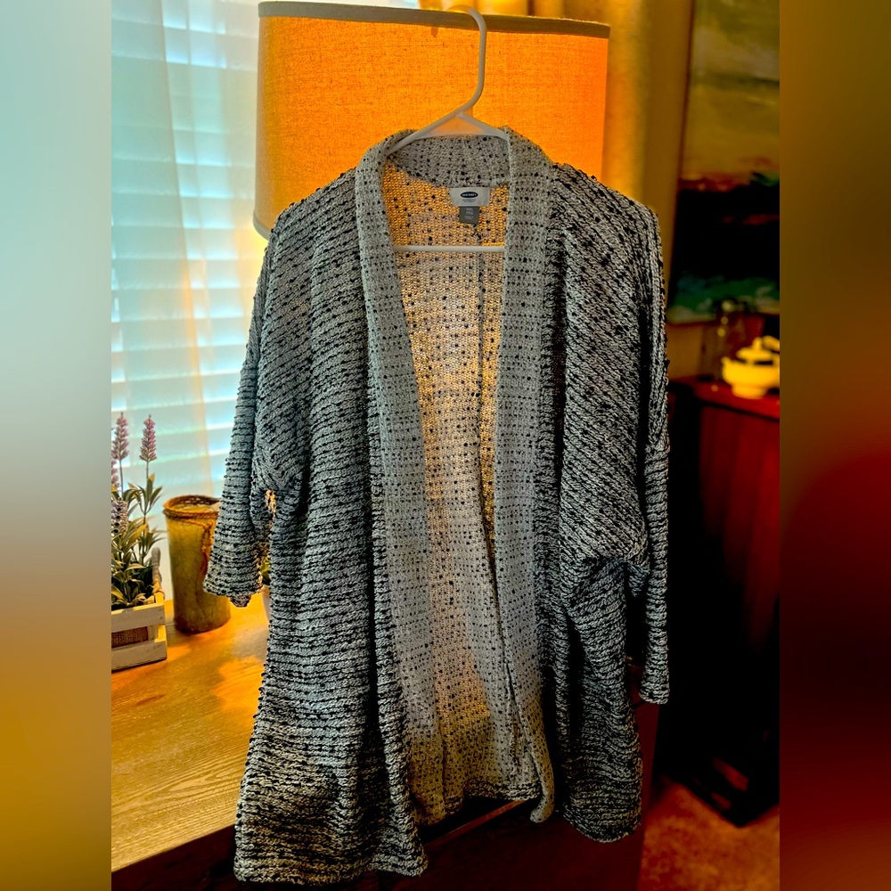 OLD NAVY Cover/Duster/Wrap Size XXL ( fits like XL imho)